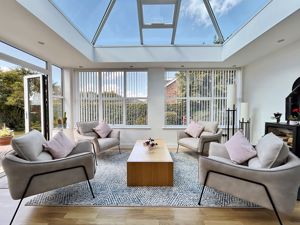 Garden Room- click for photo gallery